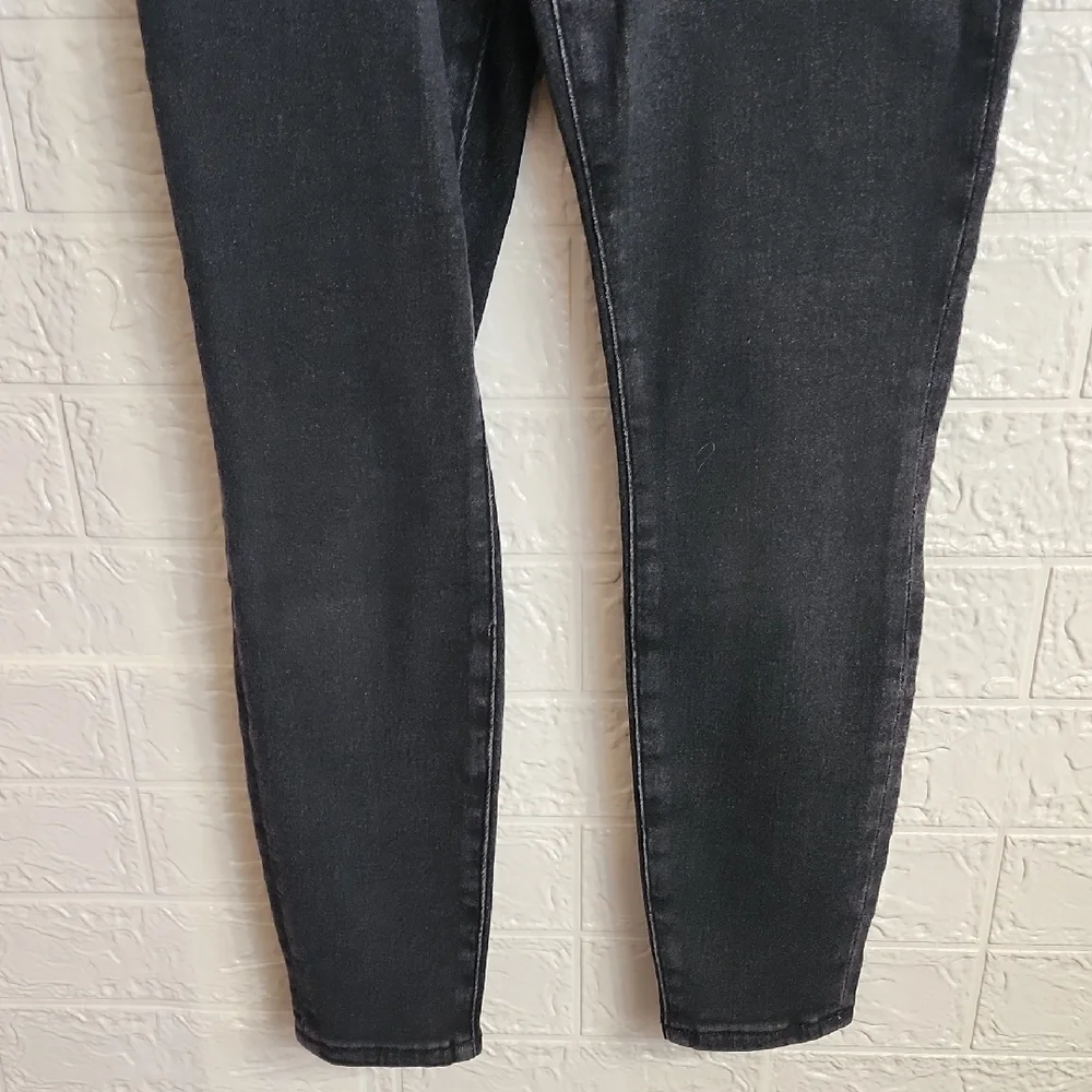 Good American Dark Gray Skinny Jeans
